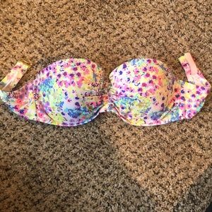 Victoria’s Secret bikini top